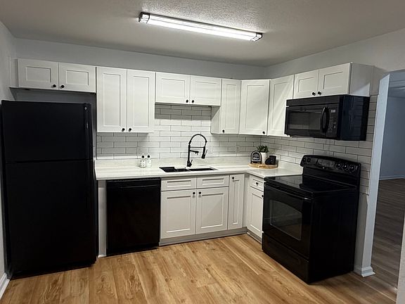 5th image of 8849 Old Kings Rd #166