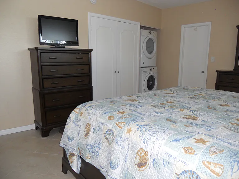 4000 Ocean Beach Blvd #1F — Photo 7