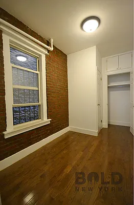 Rented by Bold New York | media 146