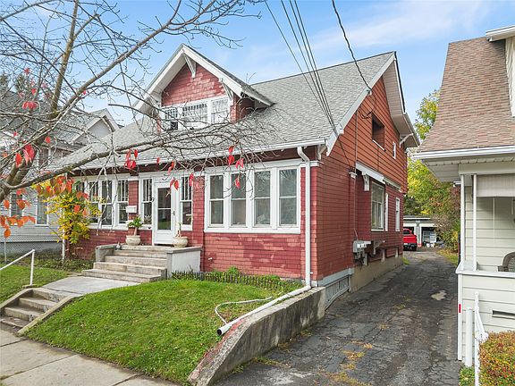 4th image of 9 Hayden St