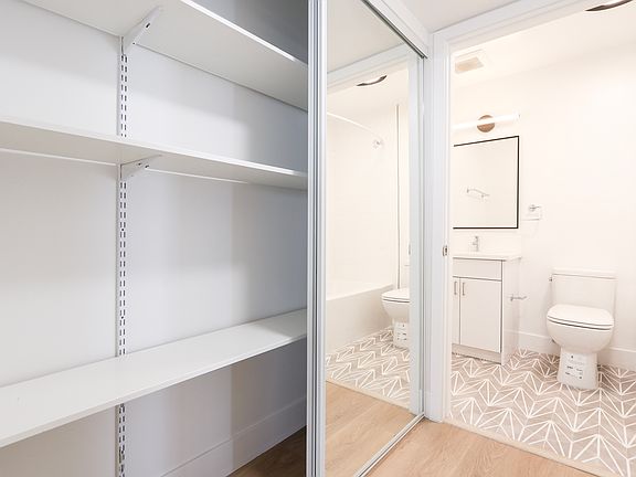 5th image of 3758 Mentone Ave APT 204