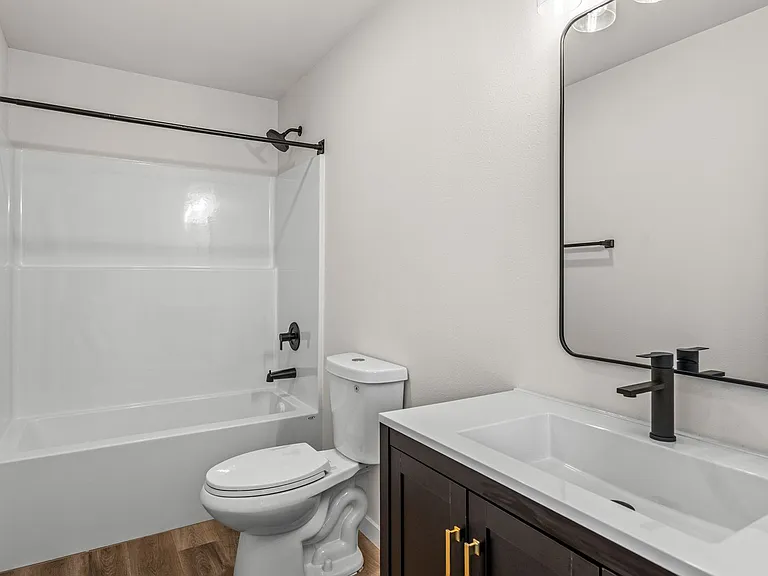 1302 S 14th Ave — Photo 40