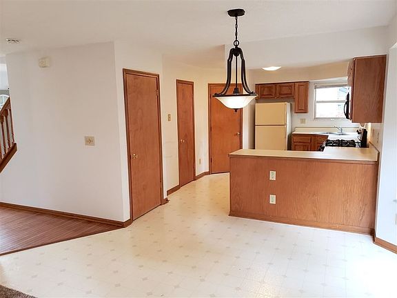 2nd image of 726 Tricolor Dr