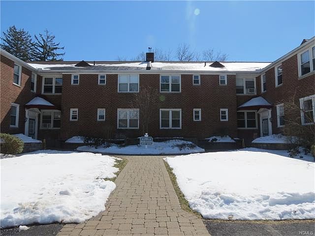 1st image of 11 Bryant Cres APT 1E