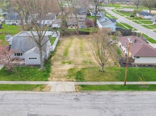 293 Wallace Dr, Berea, OH 44017