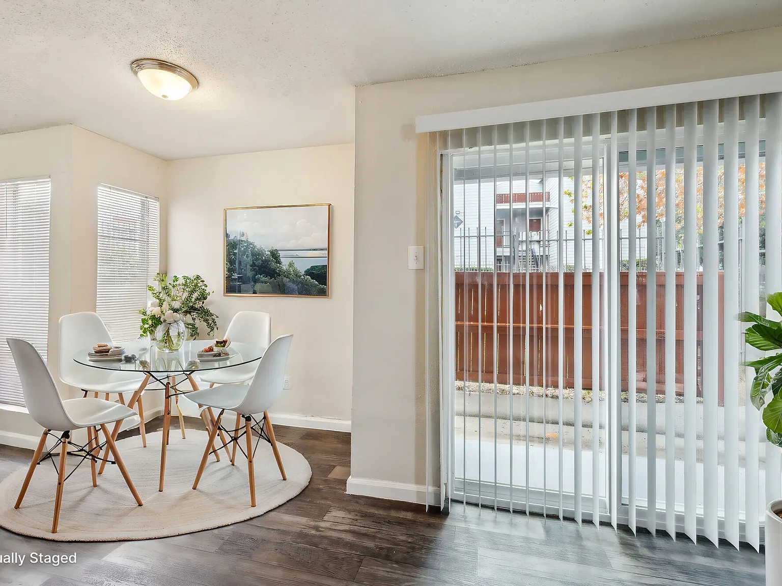 Windbury Apartments — Photo 4