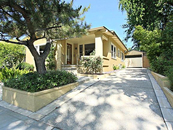 Front of House & Driveway