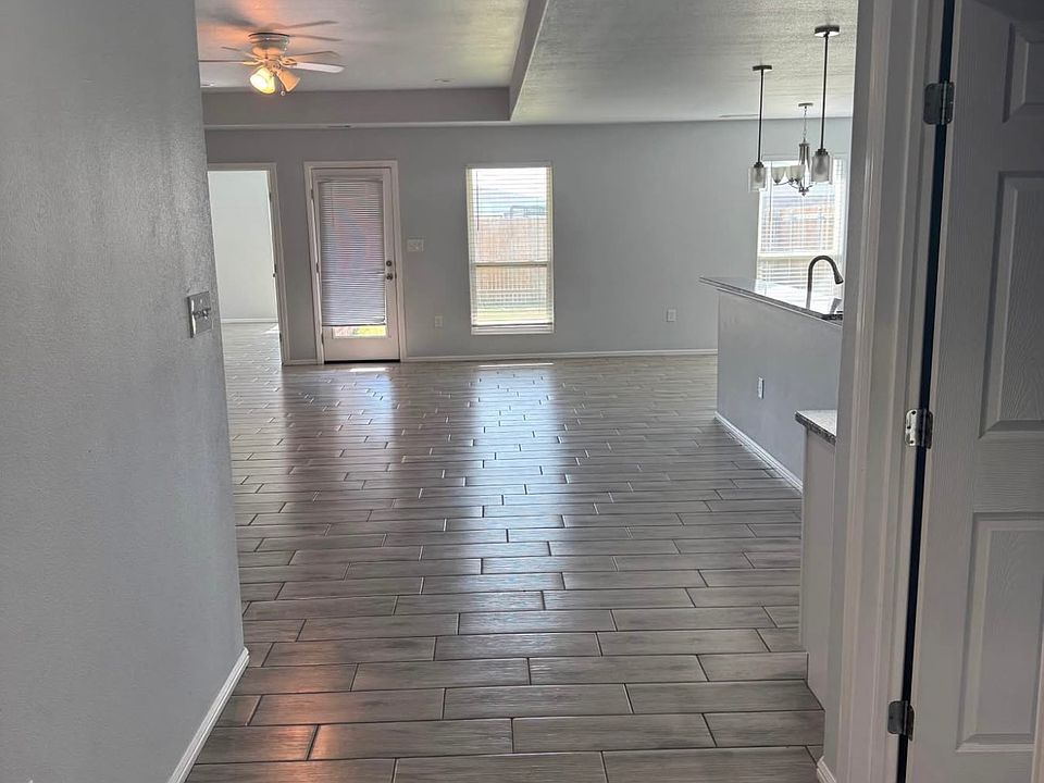 1st image of 1608 Wrigley Dr