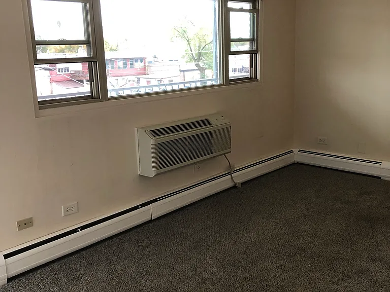 3225 W 111th St #302 — Photo 6