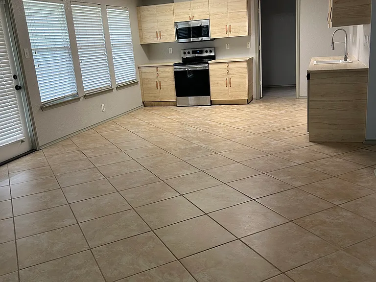 6523 Kestrel Ln — Photo 10