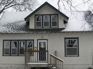 592 Jefferson St SE, Hutchinson, MN 55350