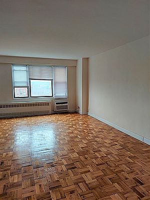 4th image of 9801 67th Ave APT 12W