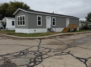 703 6th Ave SE #C-1, Mandan, ND 58554