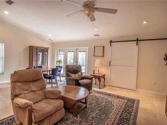3rd image of 1443 Mohrlake Dr