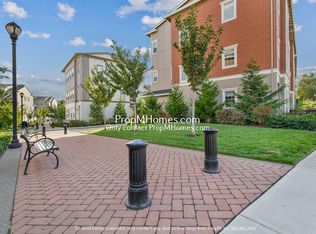 28750 SW Villebois Dr N, Wilsonville, OR 97070