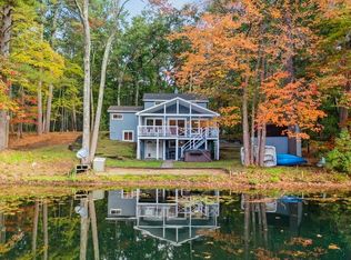 10 N Shore Dr, Stow, MA 01775