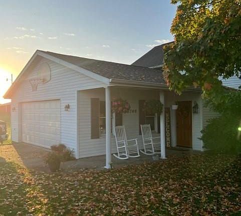 2nd image of 4746 County Road 10
