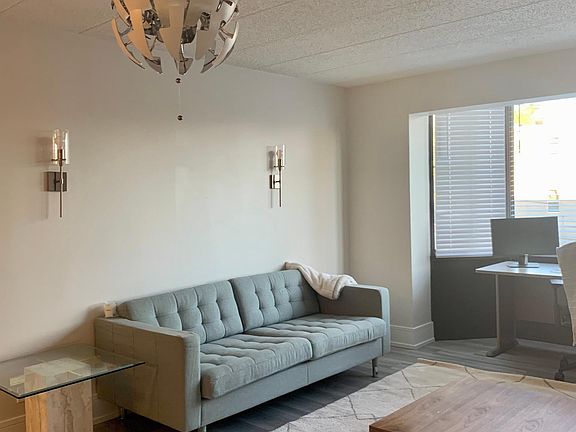 3rd image of 626 E Woodland Park #403