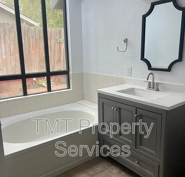 7761 Robert Way — Photo 13