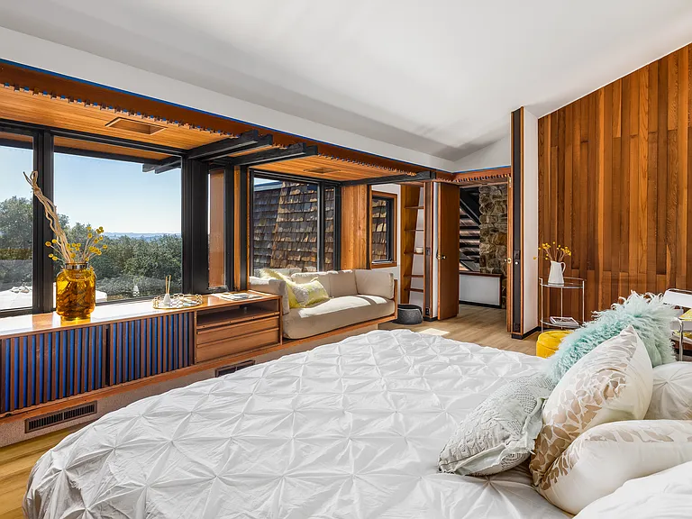 5251 Joaquin Dr — Photo 7
