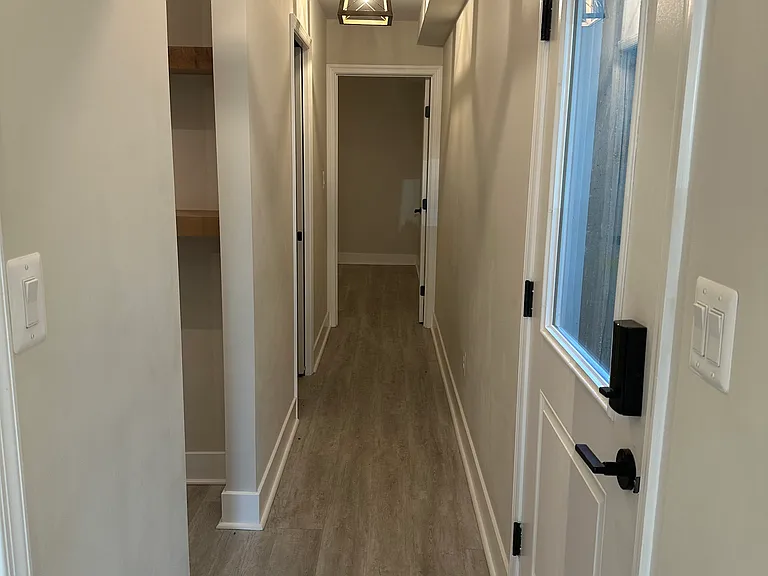 214 S Henry St #214B — Photo 5