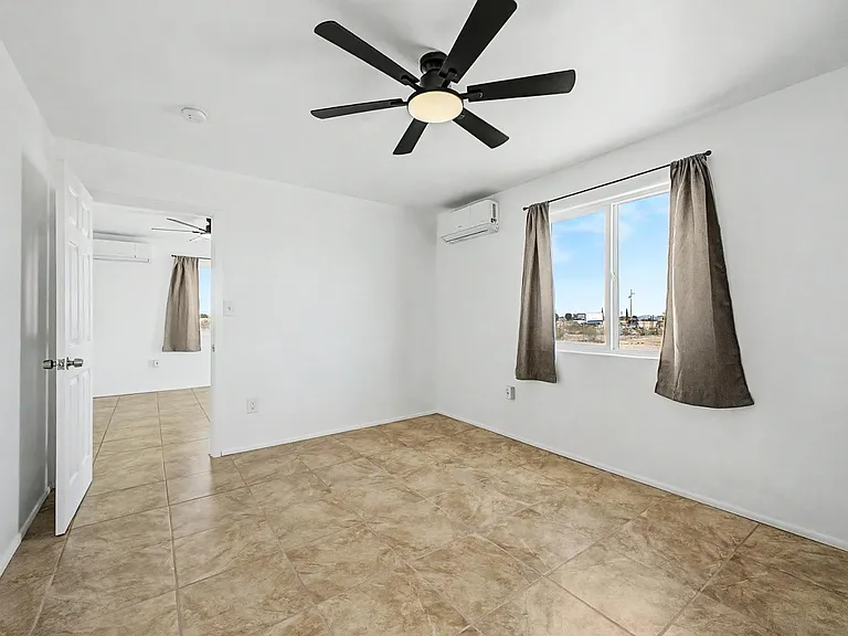 34233 W Sahuaro St — Photo 11