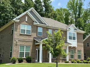 2044 Sweet William Dr, Harrisburg, NC 28075