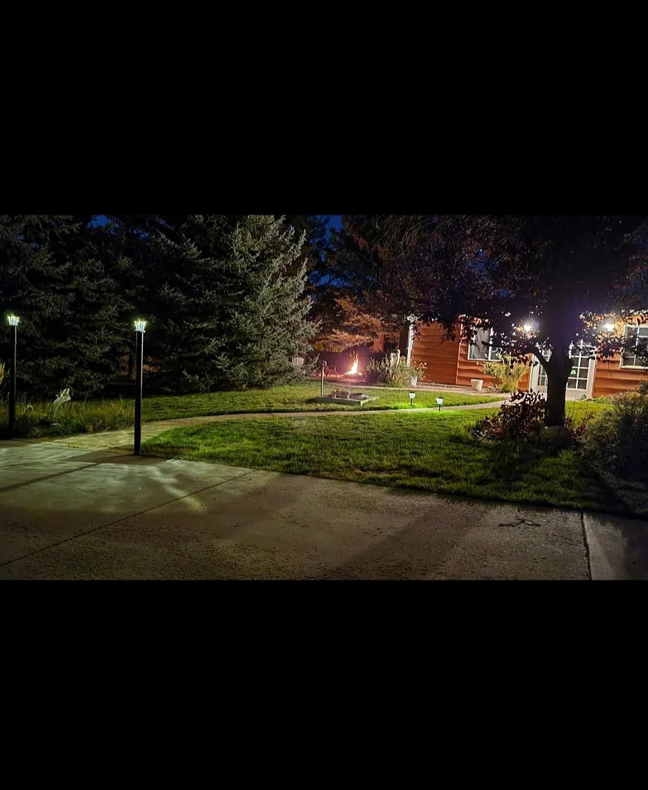 3100 Douglas St — Photo 1