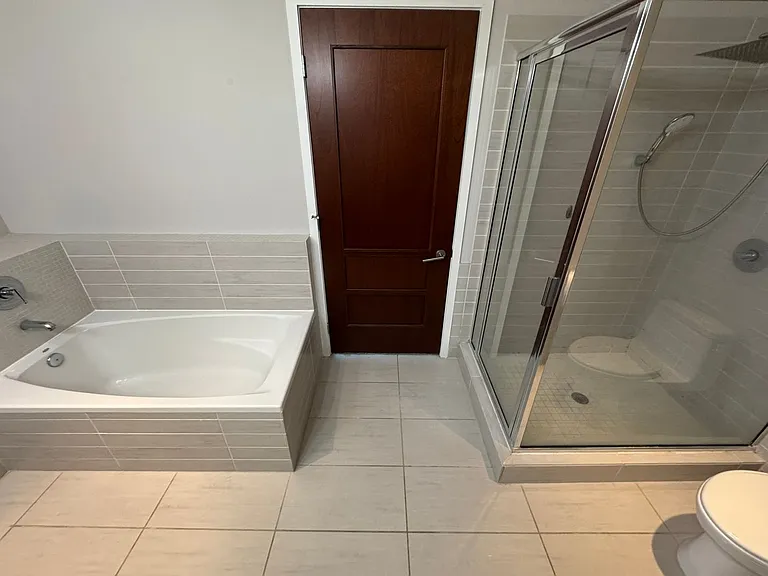 111 N 12th St #1315 — Photo 15