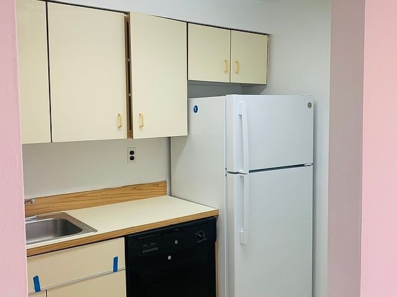 4th image of 6623 Austin St APT 5F