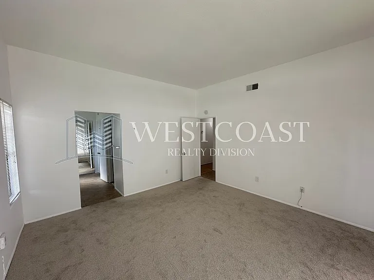2823 Andover Ave — Photo 15