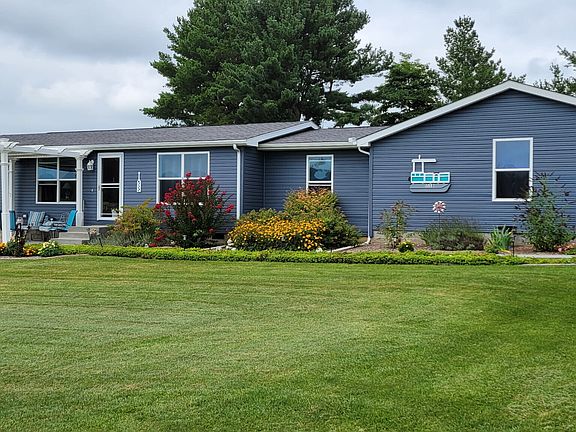 2nd image of 1558 N Santee Dr