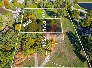 1753 Midwest Club Pkwy, Oak Brook, IL 60523