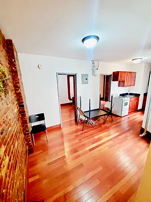 Rented by Compass | media 10