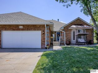 17423 Riviera Dr, Omaha, NE 68136