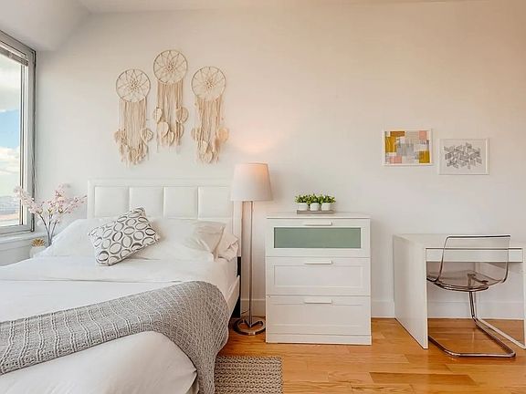 4th image of 94 Madison St #3J