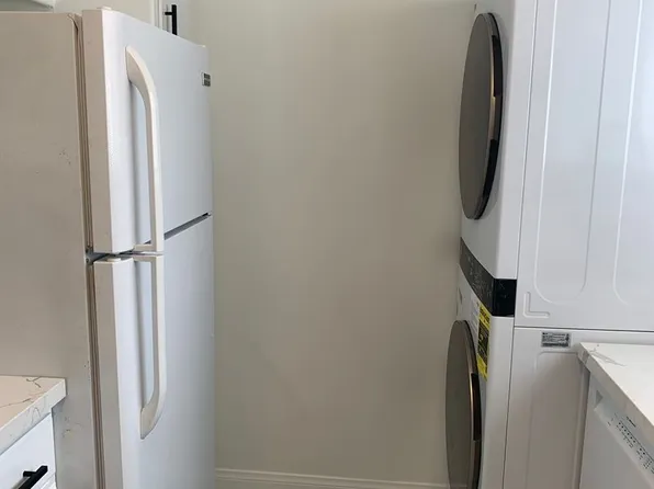 12048-52 Sylvester Street