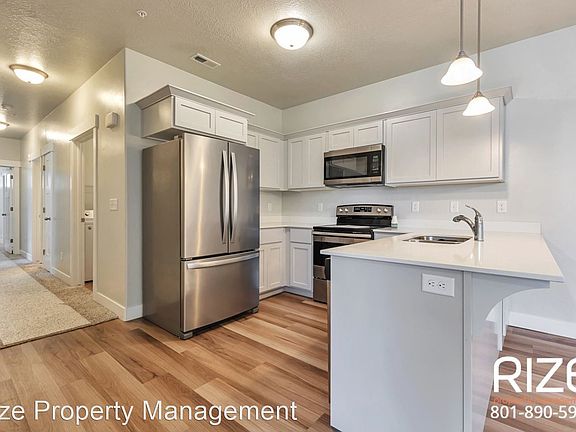 5th image of 14653 S Astin Ln #T204