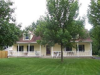 3000 Sq Ft w/ basemt