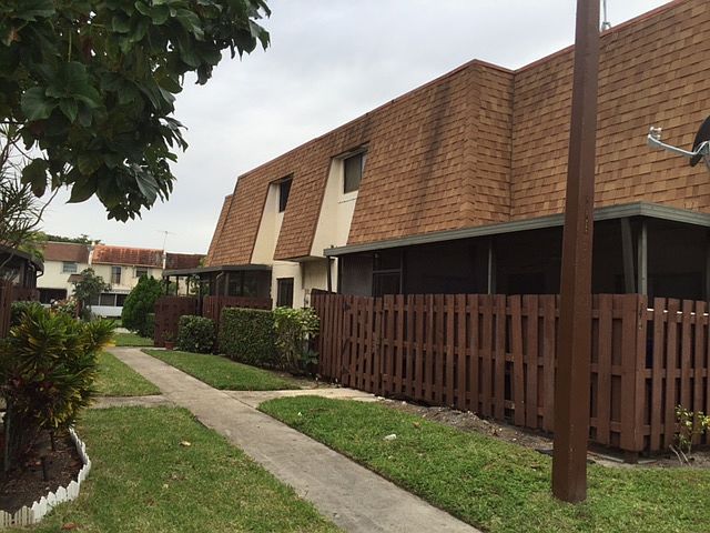 1st image of 145 San Remo Blvd