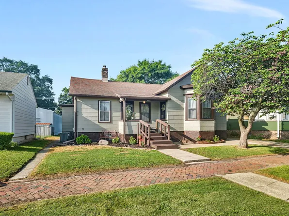 607 E Bridge St, Streator, IL 61364