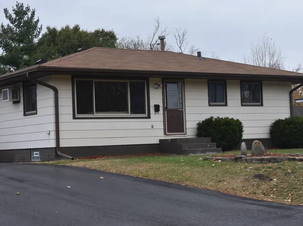 5553 Yates Ave N, Crystal, MN 55429