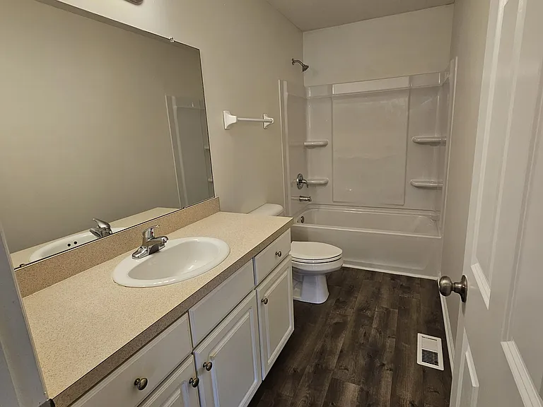 126 Wagnalls Ct — Photo 14