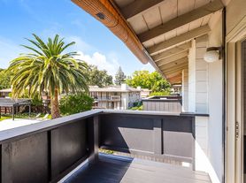 Beautiful, Quiet Community - Just Minutes from Downtown Walnut Creek