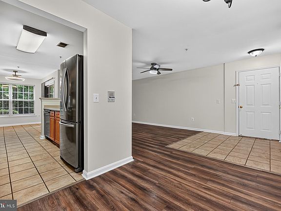 3rd image of 2159 Scotts Crossing Ct APT 1