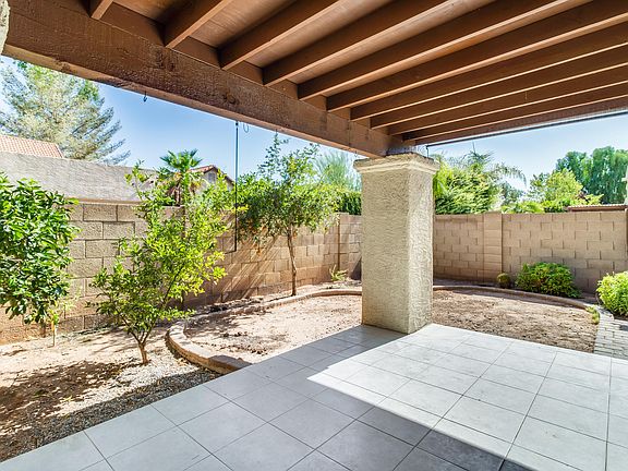 5th image of 1859 E Vinedo Ln