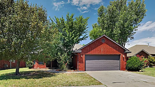 16409 Stoneview Dr Photo 1
