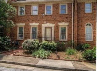 185 Habersham Pl, Fayetteville, GA 30214