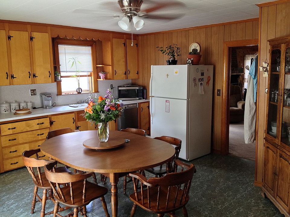 1st image of 10 Cushing Ave