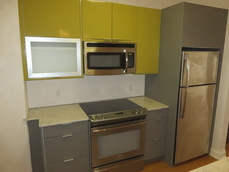 403 W Elsmere Pl — Photo 8